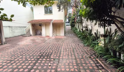 Casa com 2 quartos à venda na Rua Osvaldo Cruz, 461, Santa Paula, São Caetano do Sul, 300 m2 por R$ 1.500.000