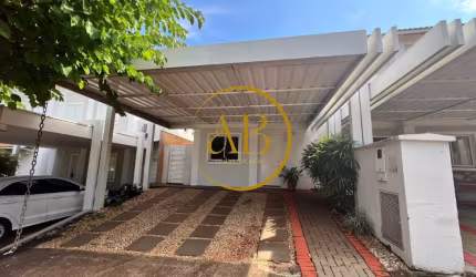 Ótima casa em condomínio fechado na Vila do Golf