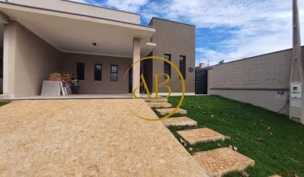 Linda casa 3 Suítes em Condomínio Fechado no Terras de Santa Martha