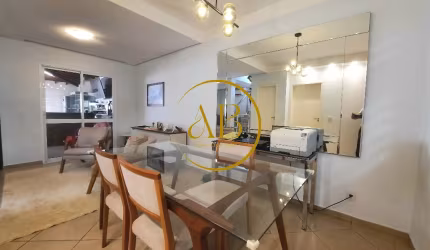 Linda casa num condomínio super valorizado