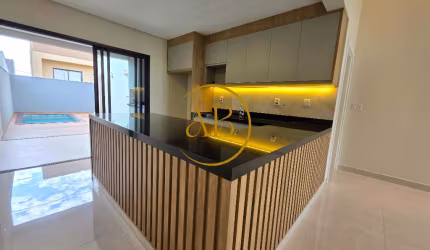 Linda casa térrea 3 suítes em condomínio fechado