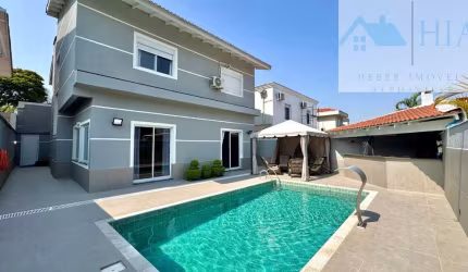 Casa em condomínio fechado com 4 quartos à venda na ALAMEDA CICLAMES, 405, Alphaville, Santana de Parnaíba por R$ 2.900.000