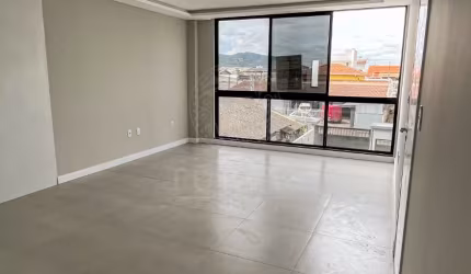 Apartamento 3 dormitórios (1 Suíte + 2 Demi)