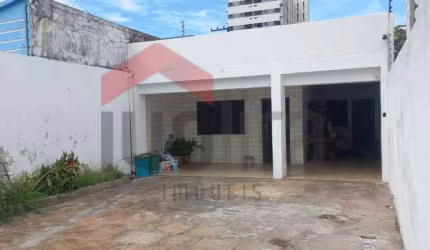 Casa para Venda em São Luís, Centro, 3 dormitórios, 2 suítes, 4 banheiros, 4 vagas
