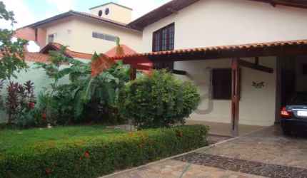 Casa com 2 quartos à venda na Avenida Neiva Moreira, Calhau, São Luís por R$ 750.000