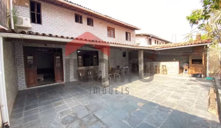 Casa com 3 quartos à venda na Rua São João Del Rey, Recanto dos Vinhais, São Luís por R$ 430.000