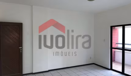 Vendo apto com 95 m2 com 03 qtos, 02 wc, 1 vaga, com elvdor.