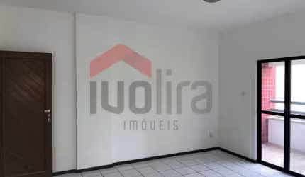 Vendo apto com 95 m2 com 03 qtos, 02 wc, 1 vaga, com elvdor.