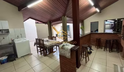 Casa à venda no bairro Jardim Novo II - Mogi Guaçu/SP