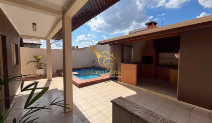 Casa à venda no bairro Parque Guainco - Mogi Guaçu/SP