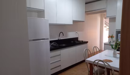Apartamento mobiliado com 02 dormitórios à Venda