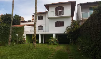 Casa 5 Quartos no Condomínio Alto dos Pinheiros