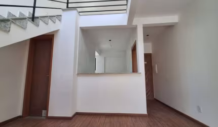 Cobertura com 1 quarto à venda, 105 m² por R$ 496.086 - Rua Padre Café - São Mateus - Juiz de Fora/MG