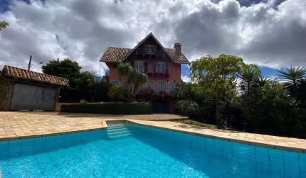 Casa à venda por R$ 930.000,00 - Bairu - Juiz de Fora/MG