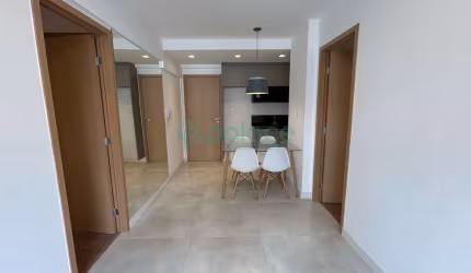 Apartamento de 2 quartos (01 suíte) para locação no centro no valor R$ 2.400,00 + taxas.