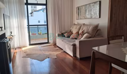Apartamento 3 quartos sendo uma suíte a venda no bairro São Mateus por R$ 750.000,00