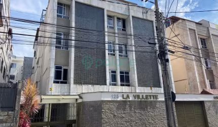 Cobertura à venda no Cascatinha com 3 quartos , sendo uma suíte no valor R$ 380 mil.