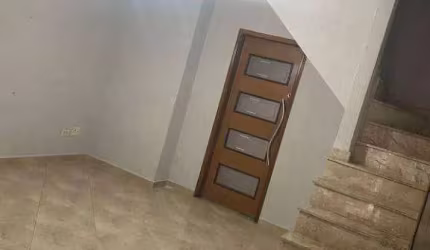 Sobrado com 2 dormitórios à venda, 60 m² por R$ 225.000,00 - Vila Voturuá - São Vicente/SP