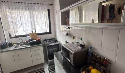 Apartamento à venda, 52 m² por R$ 255.000 - Itararé - São Vicente.