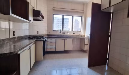 Apartamento com 3 dormitórios à venda, 140 m² por R$ 810.000,00 - Marapé - Santos/SP