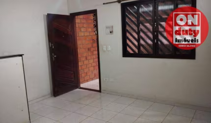 Sobrado para alugar, 89 m² por R$ 1.900,00/mês - Vila Voturuá - São Vicente/SP