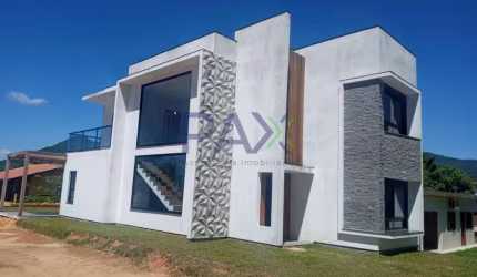 Casa com 3 quartos à venda na Servidão Maria Camila Cardoso, 89, Siriú, Garopaba por R$ 1.850.000