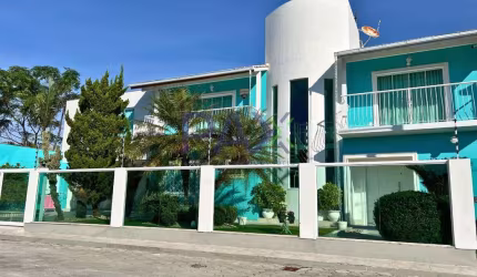 Casa com 3 quartos à venda na Rua Milton Luiz da Silva, 502, Centro, Palhoça por R$ 1.350.000