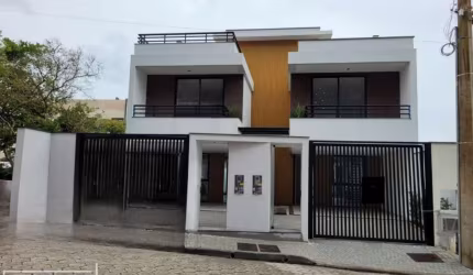 Sobrado 3 dormitórios à venda Itajuba Barra Velha/SC