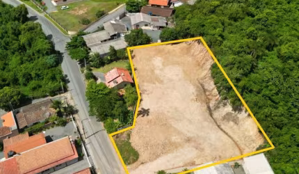TERRENO PRONTO PARA CONSTRUIR