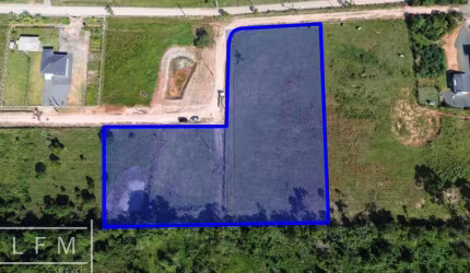 TERRENO PARA SITIO EM BALNEARIO PICARRAS SC