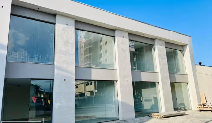 SALA COMERCIAL NO CENTRO DE PENHA SC