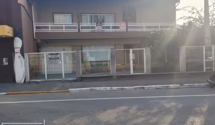 casa frente avenida a venda