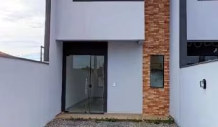 Sobrado lindo e bem localizado em Piçarras