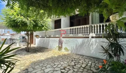 Casa no Bairro dos Estados  -  João Pessoa
