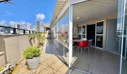 Cobertura pertinho do mar em Manaíra - João Pessoa, PB
