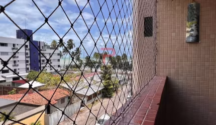 Excelente apartamento a poucos passos da praia no bairro Cabo Branco   -  João Pessoa