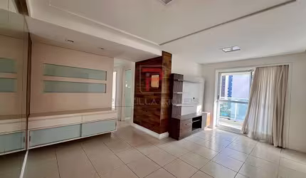 Apartamento 82M² Com 3 Vagas na Garagem no bairro de TAMBAÚ!