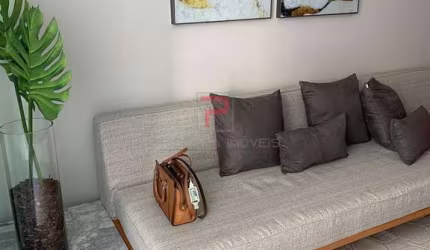 Apartamento todo mobiliado e projetado em Intermares