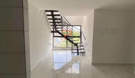COBERTURA DUPLEX A 250M DO MAR DA PRAIA DO BESSA!