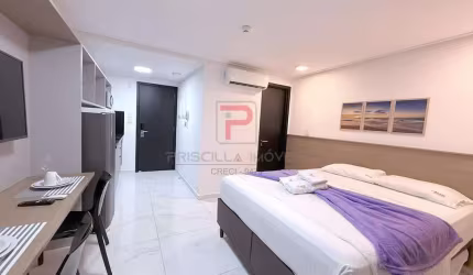 Flat TODO PROJETADO E MOBILIADO no bairro de Tambaú