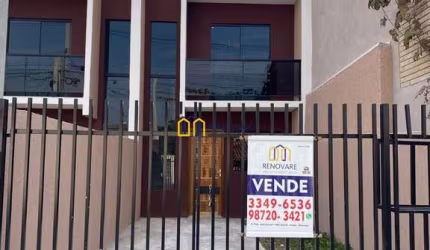 Casa com 3 quartos à venda na Rua Guilherme Nizer, 276, Tatuquara, Curitiba por R$ 500.000