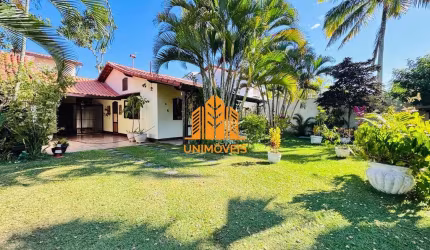 Casa em condomínio linear com dois quartos sendo uma suíte no Braga em Cabo Frio