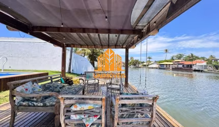 Casa linear com três suítes na ogiva canal navegável 100% em Cabo Frio