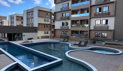Apartamentos 2 e 3 quartos elevador e lazer