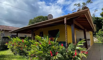 Casa com 3 dormitórios à venda no Massaguaçu - Caraguatatuba