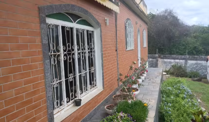 EXELENTE SÍTIO EM TANGUÁ