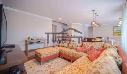 Casa com 3 quartos e 300m à venda!