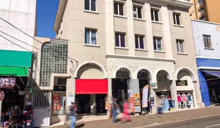 Apartamento com 1 quarto para alugar na Avenida Rio de Janeiro, --, Centro, Londrina por R$ 1.900