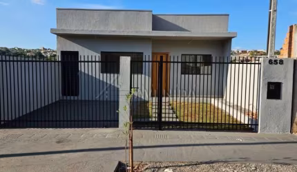 Casa com 3 quartos à venda na Rua Manoel Duarte Bilhão, --, Colinas, Londrina por R$ 390.000