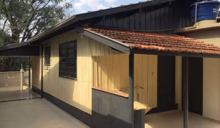 Casa com 3 quartos à venda na Rua Paraguai, --, Vila Larsen 1, Londrina por R$ 525.000